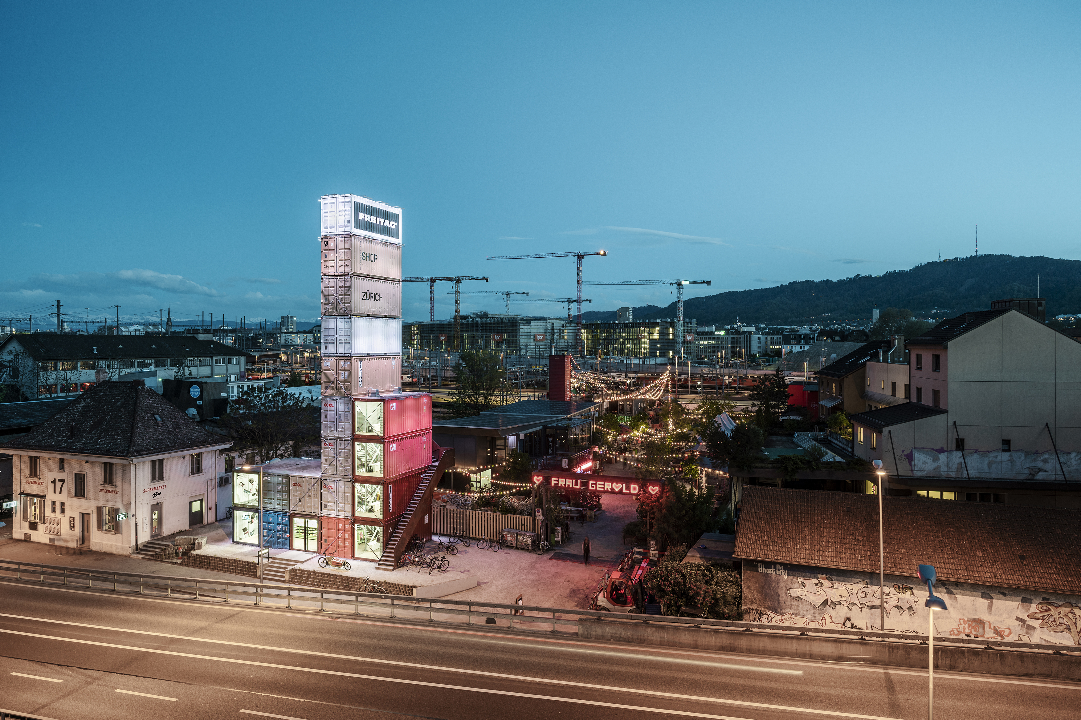 The Zurich shop built to be temporary that is still standing 20 years later